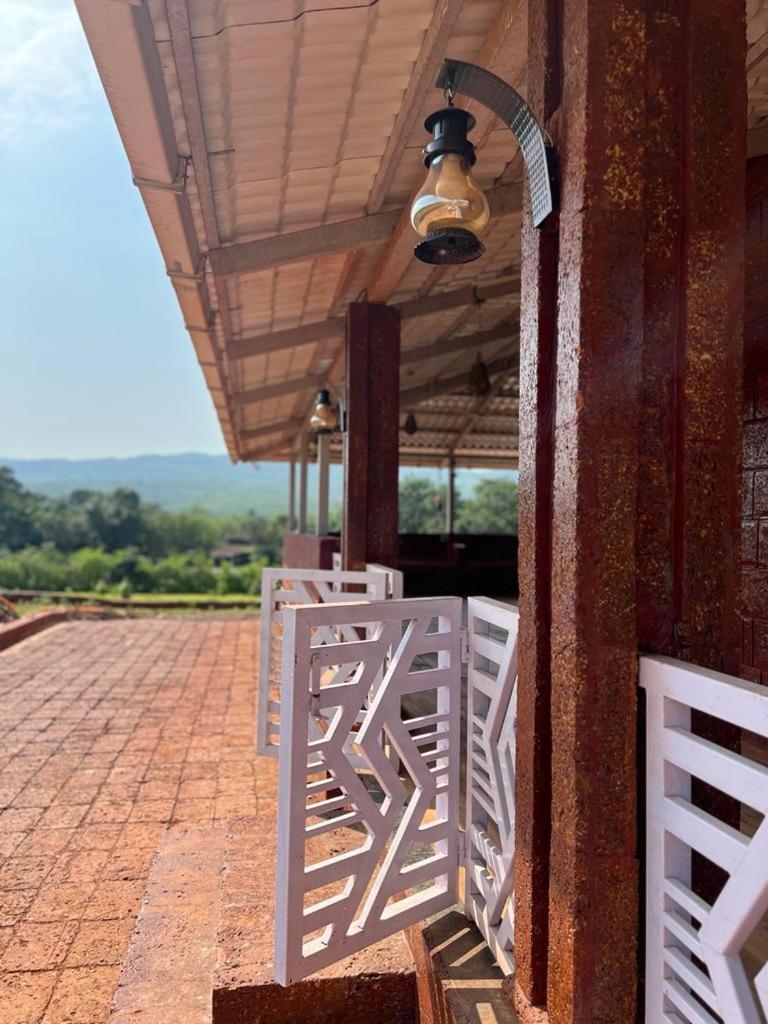 K Hill House Villa Amboli  Kültér fotó